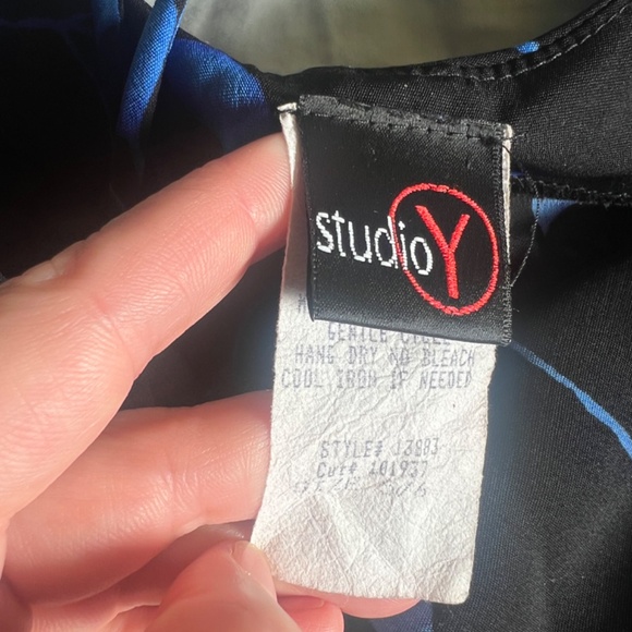 Vintage floral cross back maxi dress - Picture 9 of 12